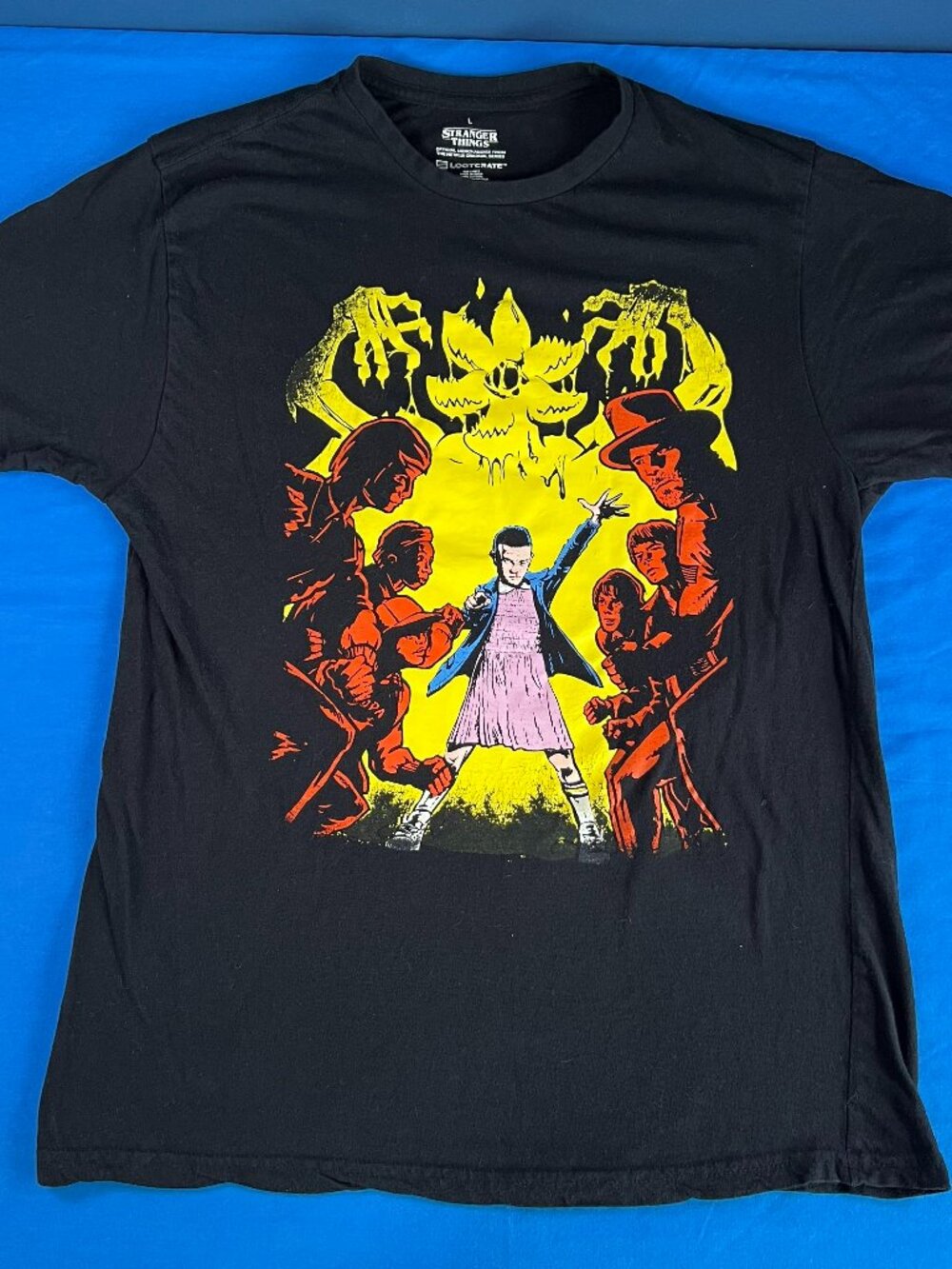 Share Stranger Things T-Shirt Netflix Series Loot Crate 2017 Black Size Large